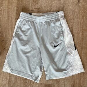 Nike Dry-fit Boys Gray Athletic Shorts youth Large